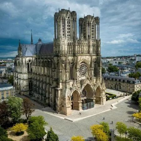 Appartement Lumineux Proche Cathedrale Reims Exterior foto