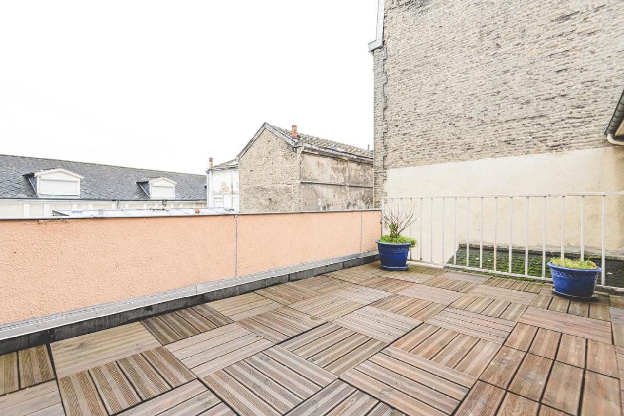 Appartement Lumineux Proche Cathedrale Reims Exterior foto