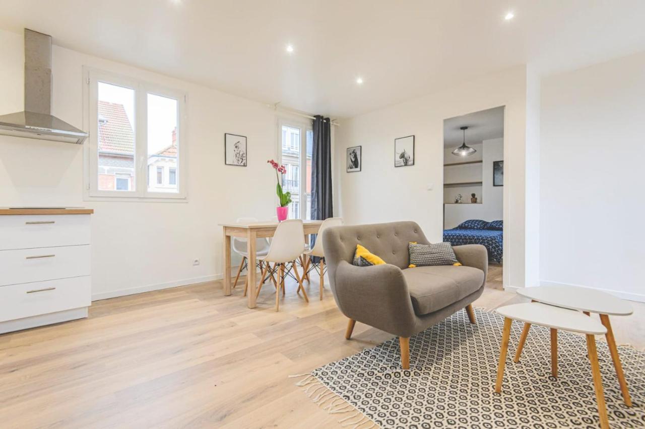 Appartement Lumineux Proche Cathedrale Reims Exterior foto